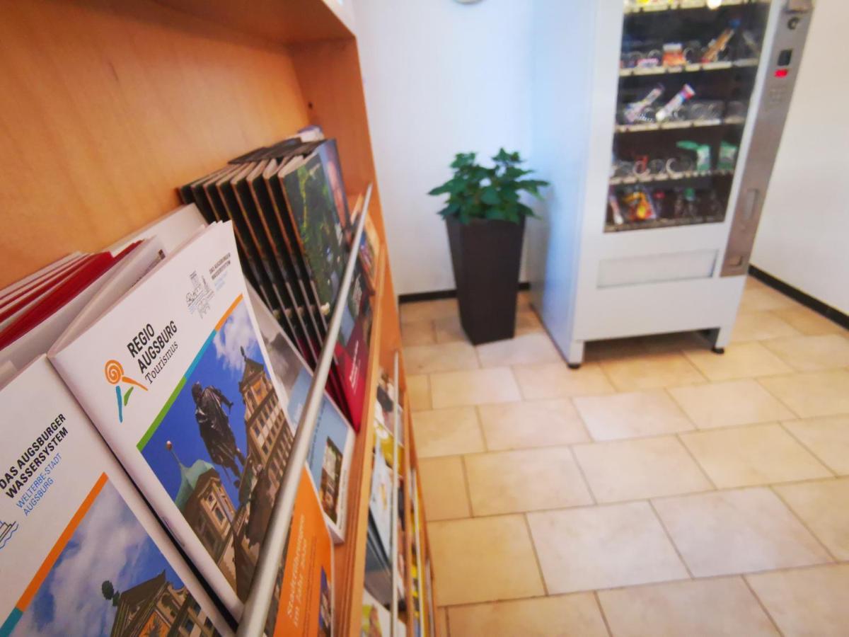 City Hostel Аугсбург Екстер'єр фото